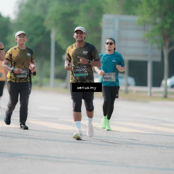 Runner Photo 6436587