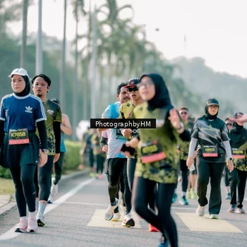 Runner Photo 6436588