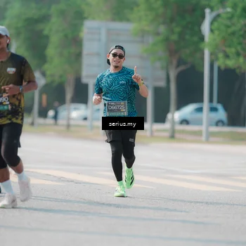 Runner Photo 6436626