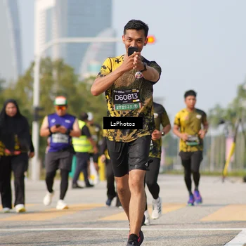 Runner Photo 6436639