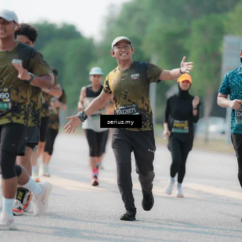 Runner Photo 6436644