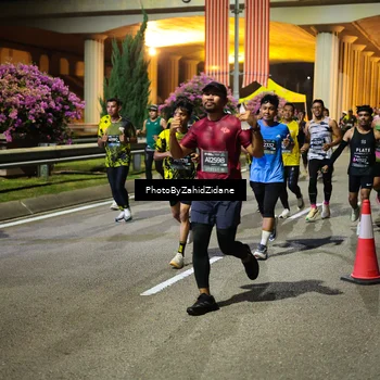 Runner Photo 6436664