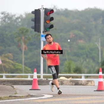 Runner Photo 6436673