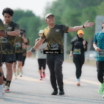 Runner Photo 6436677