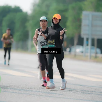 Runner Photo 6436700