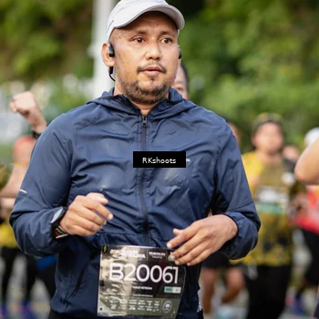 Runner Photo 6436710