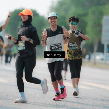 Runner Photo 6436712