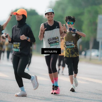 Runner Photo 6436715