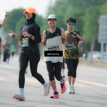Runner Photo 6436731
