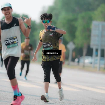 Runner Photo 6436751