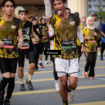 Runner Photo 6436763