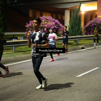 Runner Photo 6436775