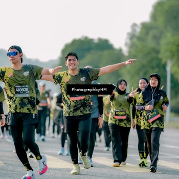Runner Photo 6436776