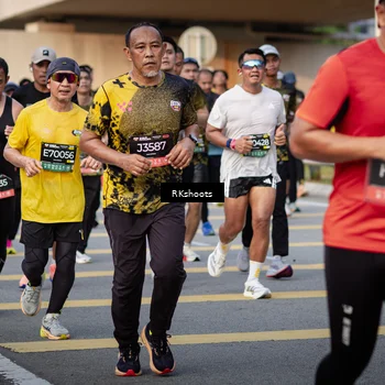 Runner Photo 6436785