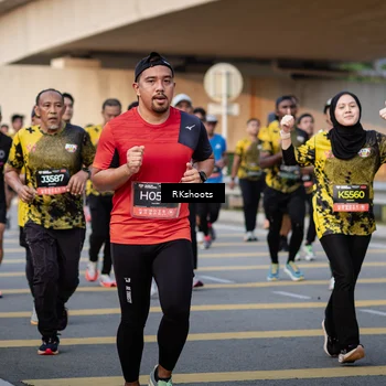 Runner Photo 6436810