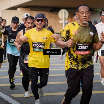 Runner Photo 6436815