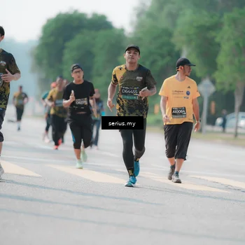 Runner Photo 6436816
