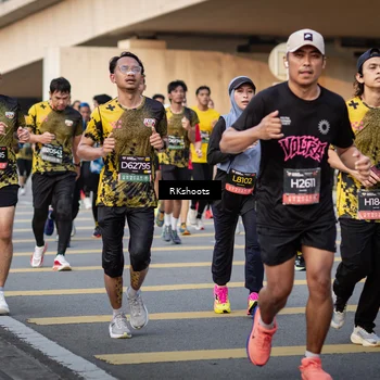 Runner Photo 6436831