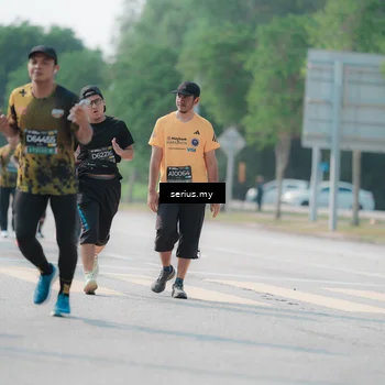 Runner Photo 6436850