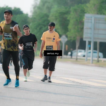 Runner Photo 6436866