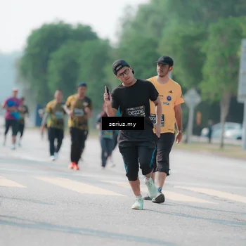 Runner Photo 6436872