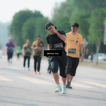 Runner Photo 6436898