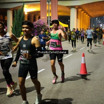 Runner Photo 6436911