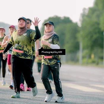Runner Photo 6436912