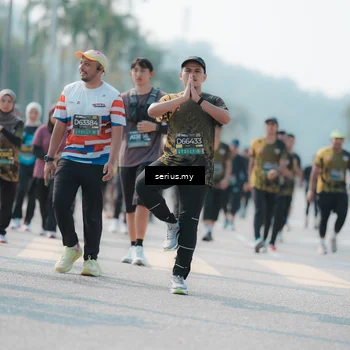 Runner Photo 6436938