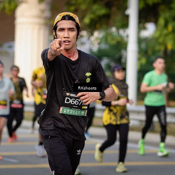 Runner Photo 6436962