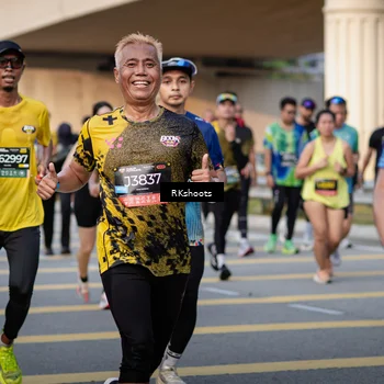Runner Photo 6436988