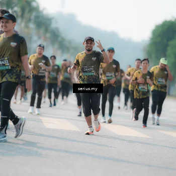 Runner Photo 6436990