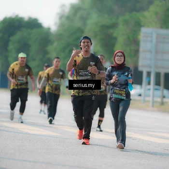 Runner Photo 6437001