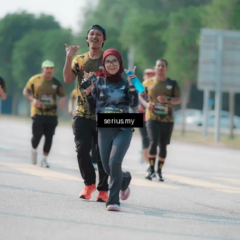 Runner Photo 6437025