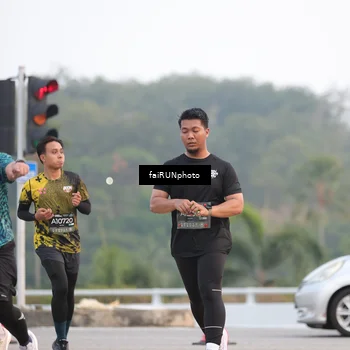Runner Photo 6437032