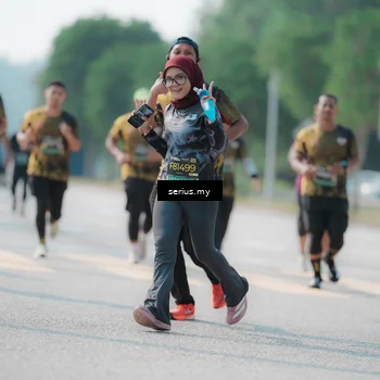 Runner Photo 6437055