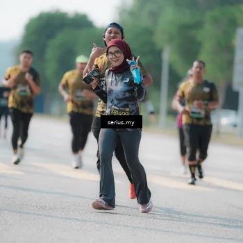 Runner Photo 6437058