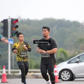 Runner Photo 6437059