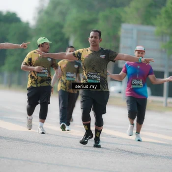 Runner Photo 6437101