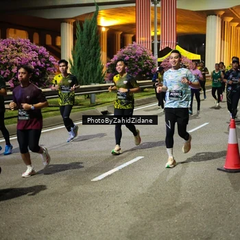 Runner Photo 6437109