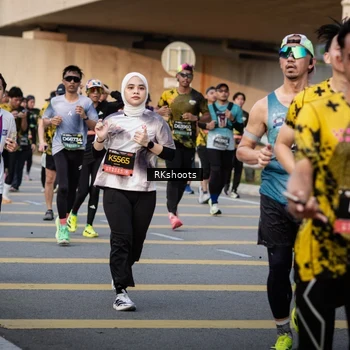 Runner Photo 6437112