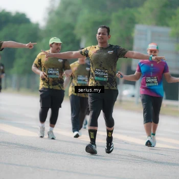 Runner Photo 6437115