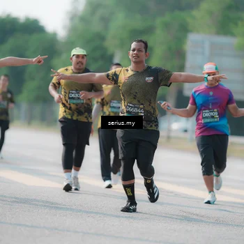 Runner Photo 6437119