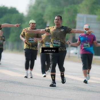 Runner Photo 6437129