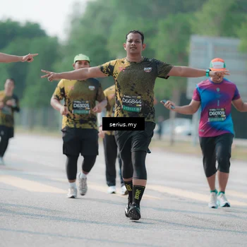 Runner Photo 6437147