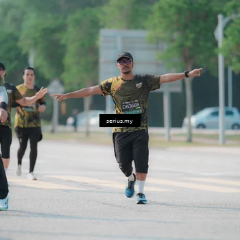 Runner Photo 6437204