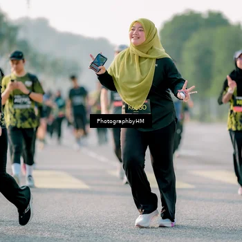 Runner Photo 6437234