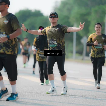 Runner Photo 6437249