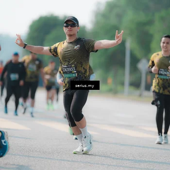 Runner Photo 6437265