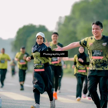 Runner Photo 6437275